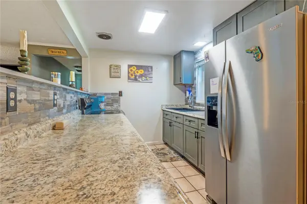 246 ANGELES RD, Debary, FL 32713