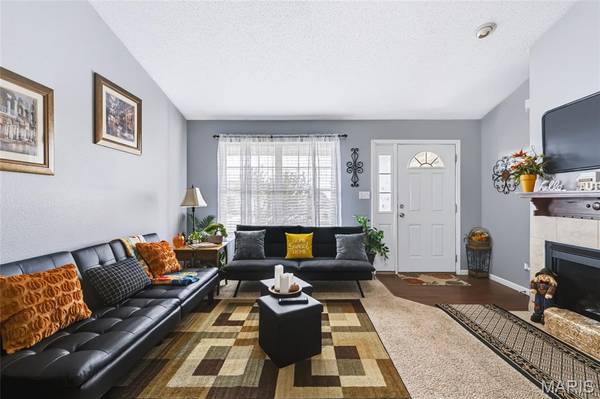 55 Bridgewater LN #A, Highland, IL 62249