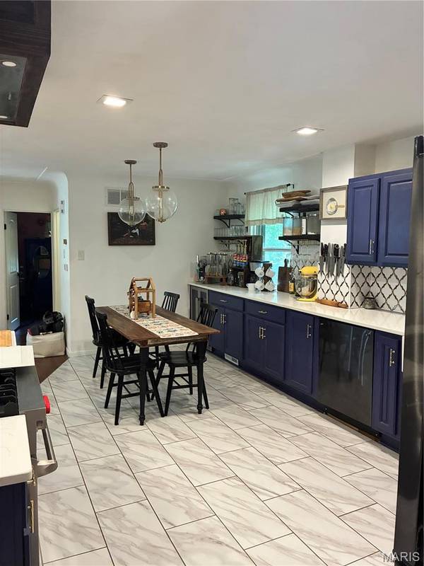 508 Eiler RD, Belleville, IL 62223