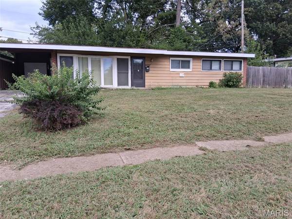 8337 Graybirch DR, Berkeley, MO 63134
