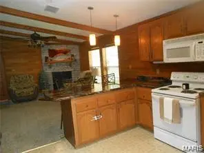9624 Krommer RD, Unincorporated, MO 63016