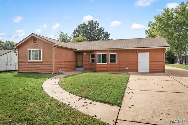 126 Cherry Hill DR, Fenton, MO 63026