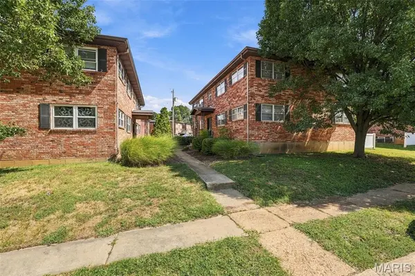 6739 Highland House CT, Unincorporated, MO 63123