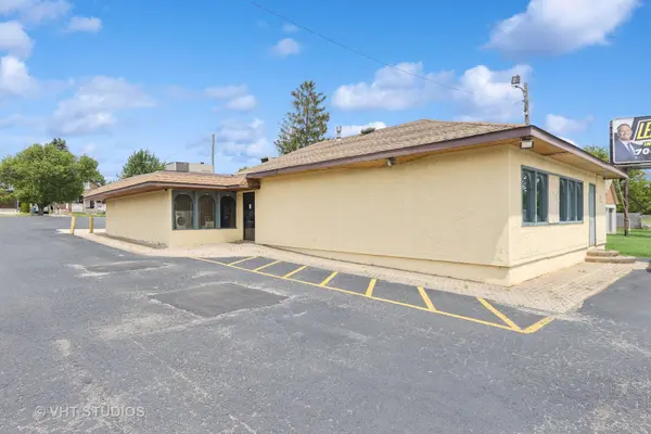 835 S River ST, Aurora, IL 60506