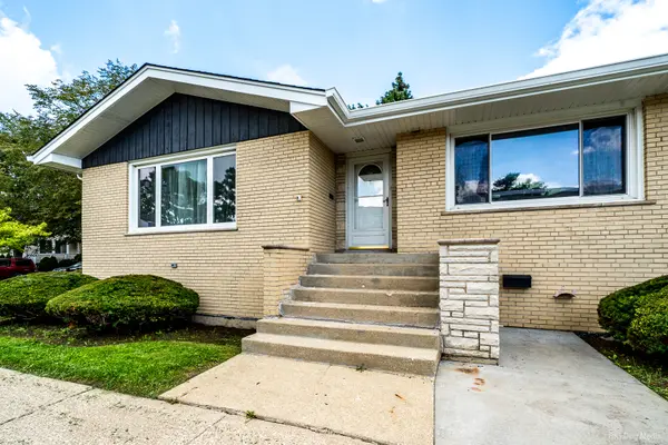 3045 S 48th CT, Cicero, IL 60804