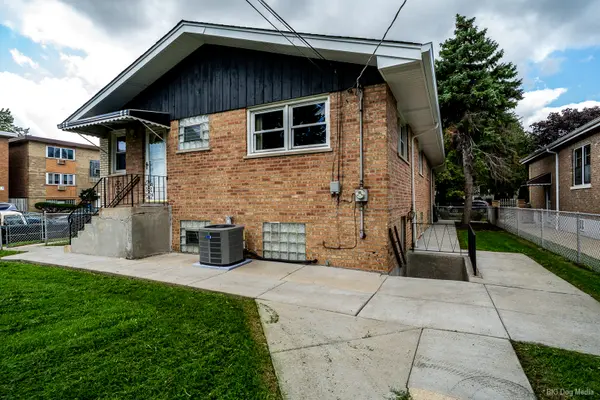 3045 S 48th CT, Cicero, IL 60804