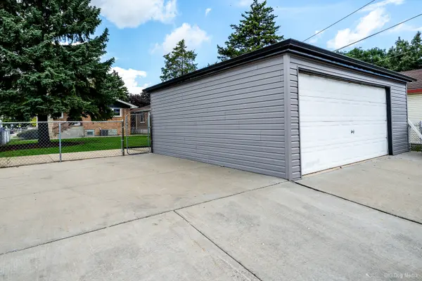 3045 S 48th CT, Cicero, IL 60804