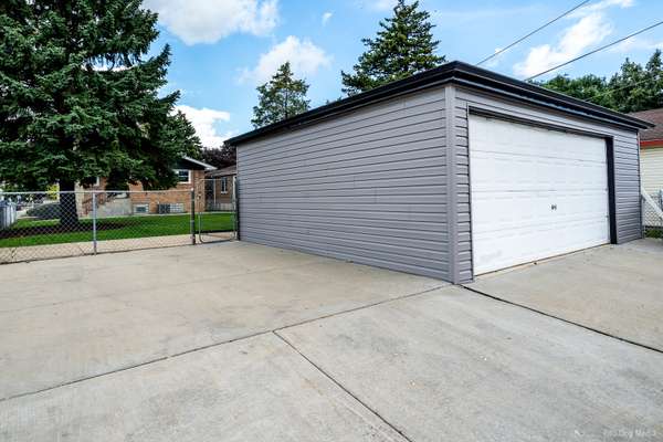 3045 S 48th CT, Cicero, IL 60804