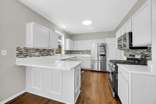 1421 Richmond LN, Algonquin, IL 60102