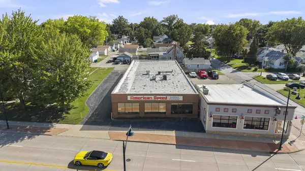 3006 Avenue of the Cities AVE, Moline, IL 61265