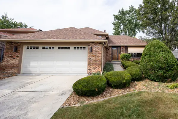 15548 Vista DR, Oak Forest, IL 60452