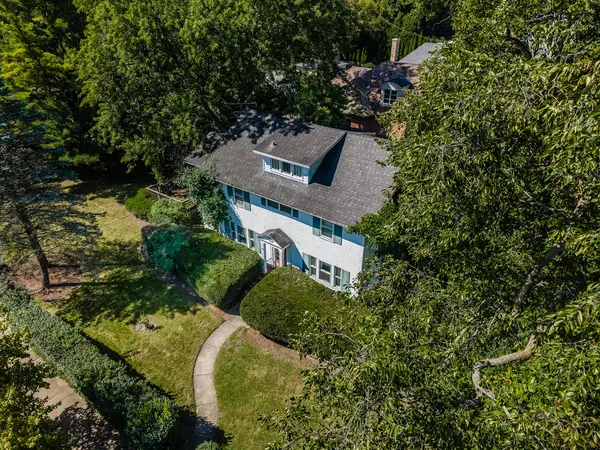 590 Willow RD, Winnetka, IL 60093