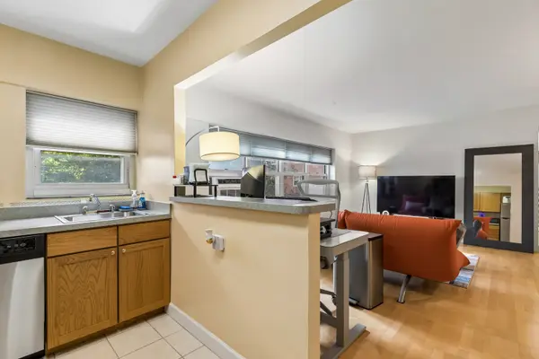 4970 N Marine DR #321, Chicago, IL 60640