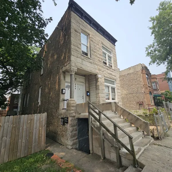 644 N Albany AVE, Chicago, IL 60612