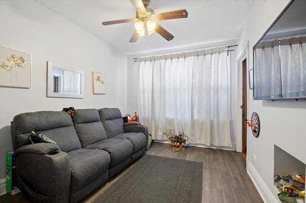 4435 S Campbell AVE, Chicago, IL 60632