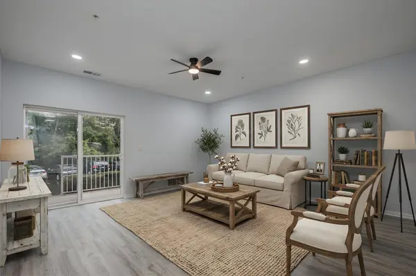 801 N Mclean BLVD #146, Elgin, IL 60123