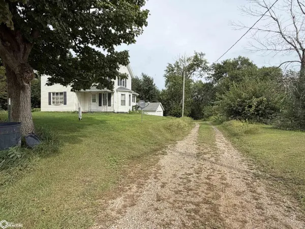 1962 Zeller AVE, Marshalltown, IA 50158