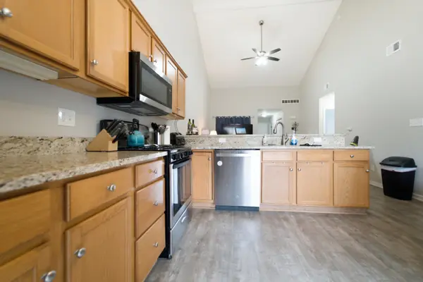 1002 N Colfax ST, Griffith, IN 46319