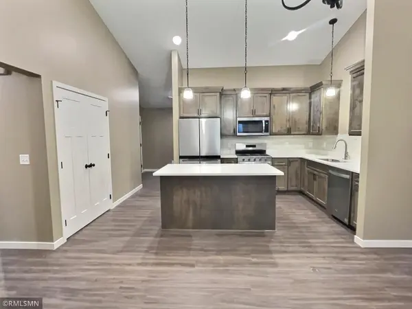 414 5th ST S, Maple Lake, MN 55358