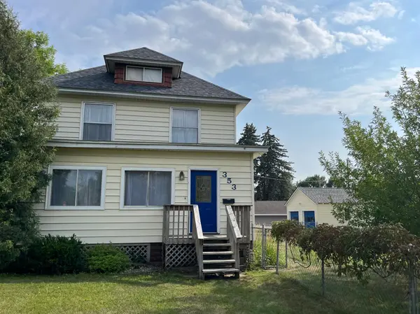 353 Willow ST E, Detroit Lakes, MN 56501