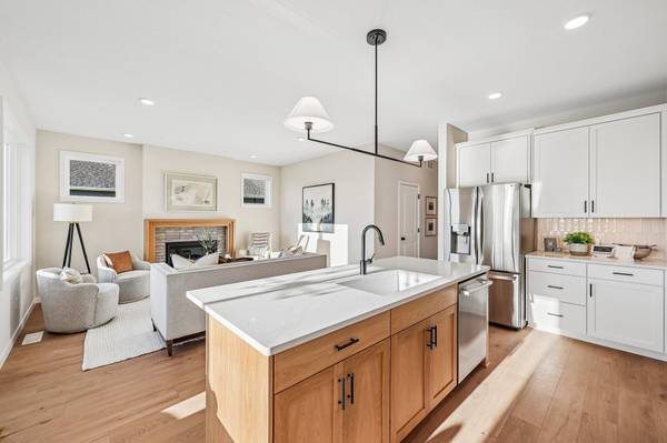 19140 Cloverleaf WAY, Farmington, MN 55044