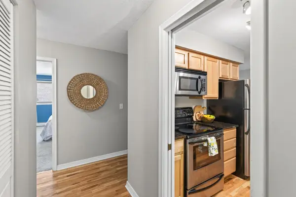 2727 W 43rd ST #311, Minneapolis, MN 55410