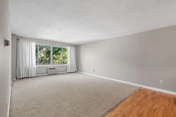 2727 W 43rd ST #311, Minneapolis, MN 55410