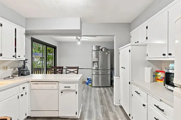 10048 Upton RD, Bloomington, MN 55431