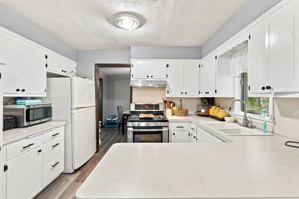 10048 Upton RD, Bloomington, MN 55431