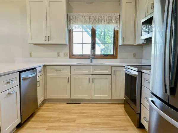 2410 Wight Bay, Brooklyn Park, MN 55443
