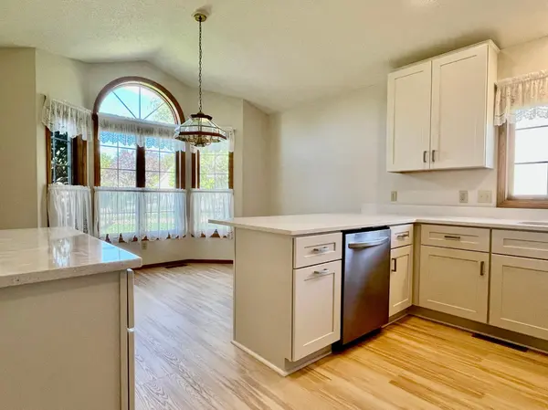2410 Wight Bay, Brooklyn Park, MN 55443
