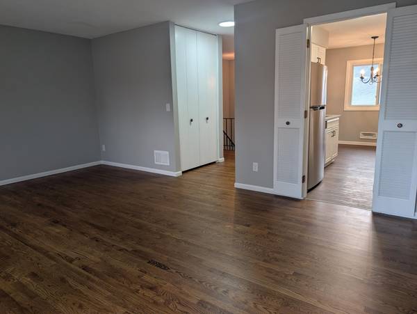 7427 143rd Street CT, Apple Valley, MN 55124