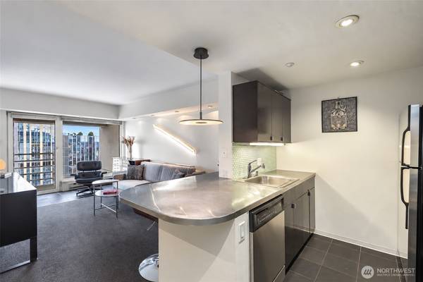 1415 2nd AVE #2108, Seattle, WA 98101