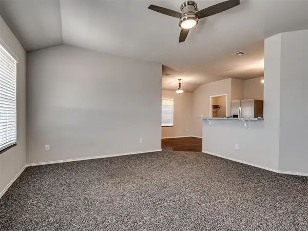5320 Nicole DR, Tuttle, OK 73089
