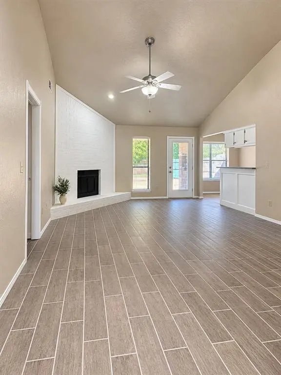 420 Crest PL, Norman, OK 73071