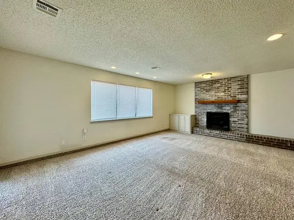 605 NW 138th ST, Edmond, OK 73013
