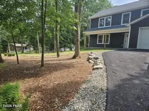 100 Bricker RD, Milford, PA 18337