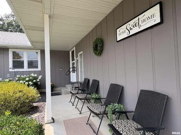 11B Appomatox AVE,  Jacksonville,  IL 62650