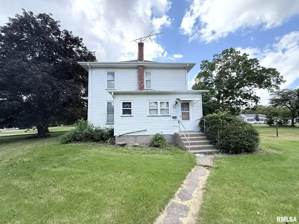 215 S EAST ST, Kirkwood, IL 61447