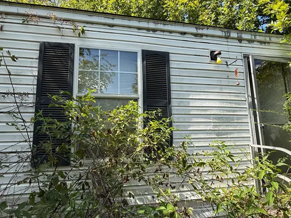 945 White Oak Rd #NW, Cleveland, TN 37312
