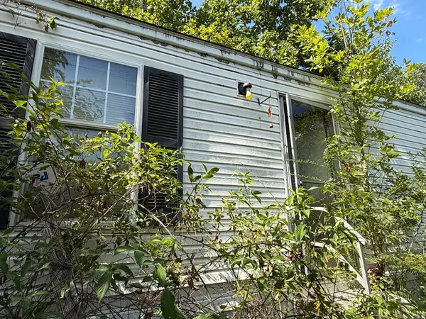 945 White Oak Rd #NW, Cleveland, TN 37312