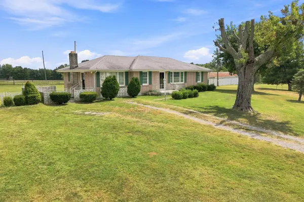 4423 Highway 76, Cottontown, TN 37048