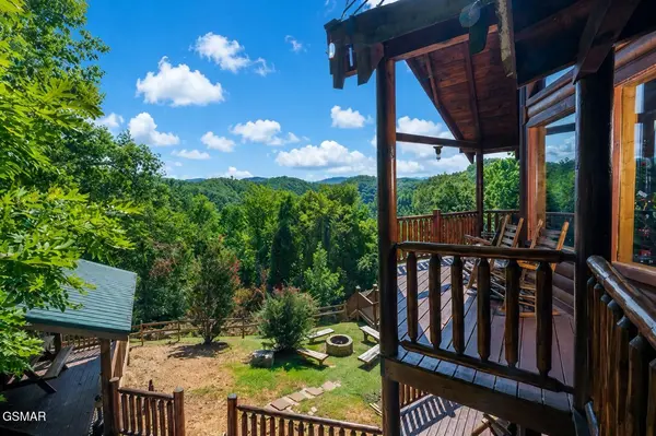 3764 Ivy Way, Sevierville, TN 37876