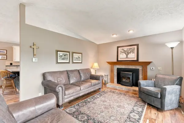 3625 S LORETTA Dr, Spokane Valley, WA 99206