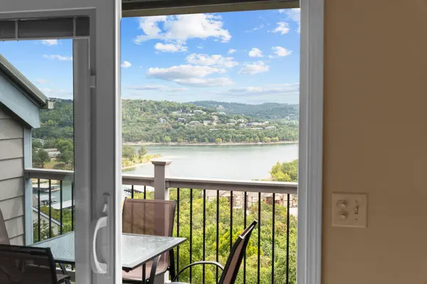 4 Treehouse LN #8, Branson, MO 65616
