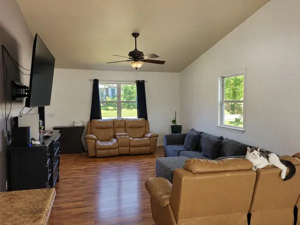 410 S Harlin DR, West Plains, MO 65775