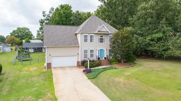 211 Sunrise DR, Greer, SC 29651