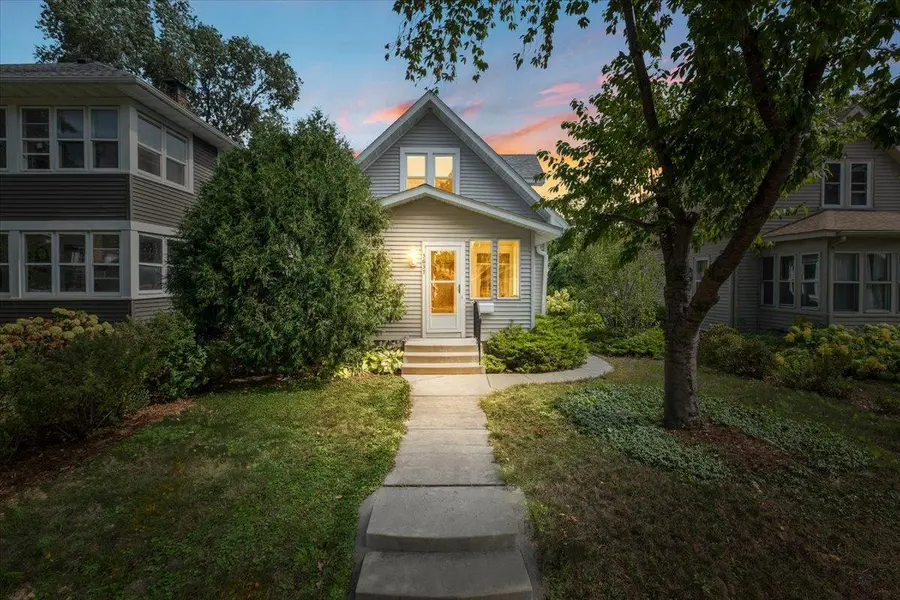 3637 33rd AVE S, Minneapolis, MN 55406