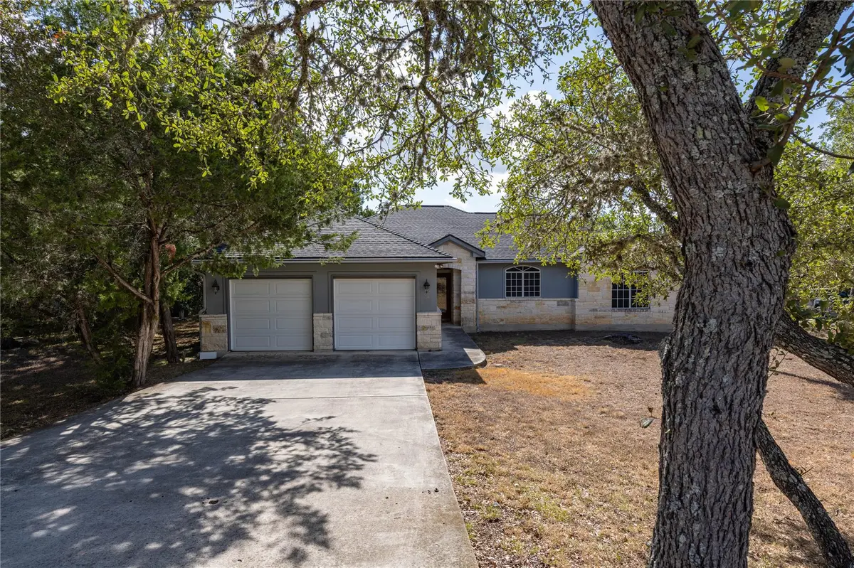 69 Augusta DR, Wimberley, TX 78676