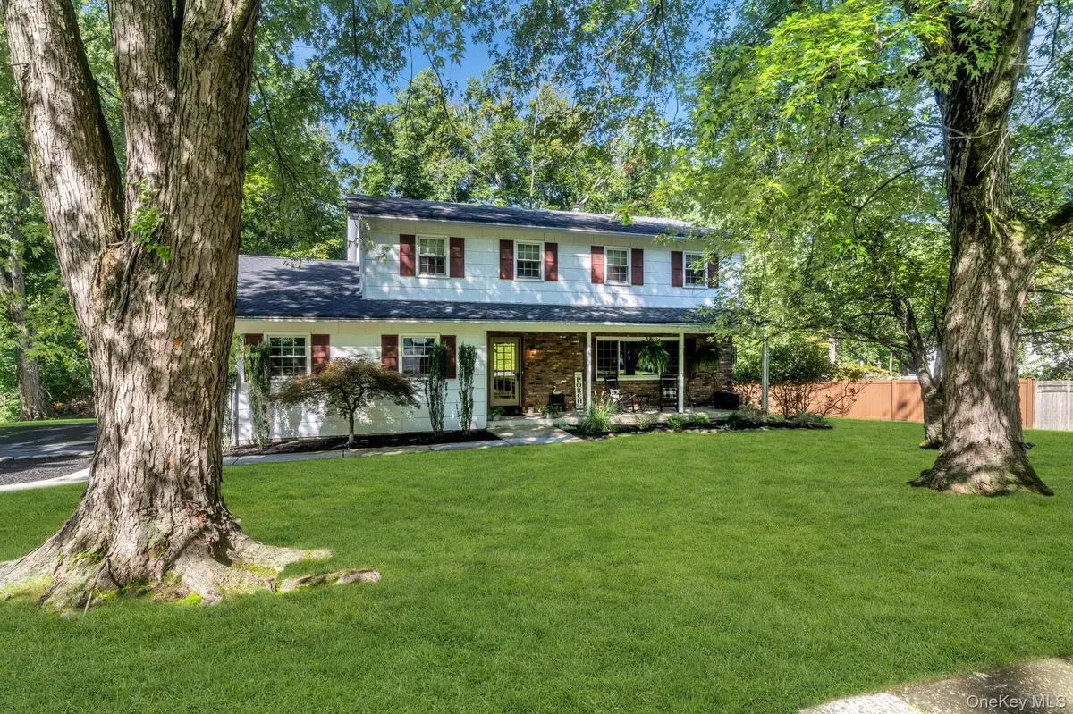 79 Branchville RD, Valley Cottage, NY 10989